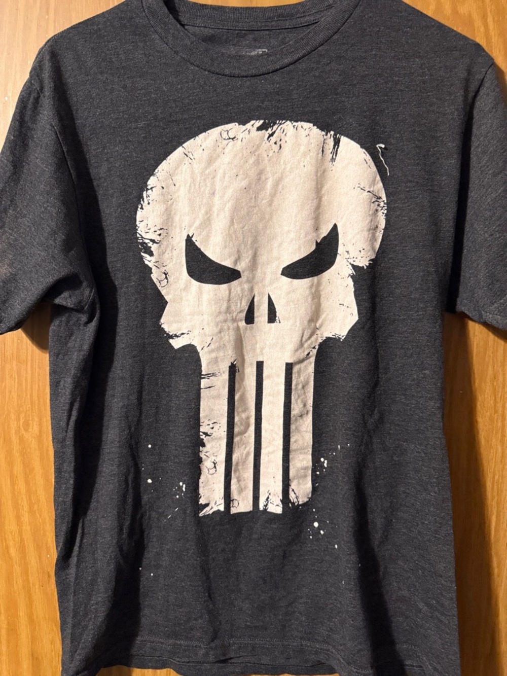 Marvel Men's Dark Gray Short Sleeve Tee with White Punisher Skull